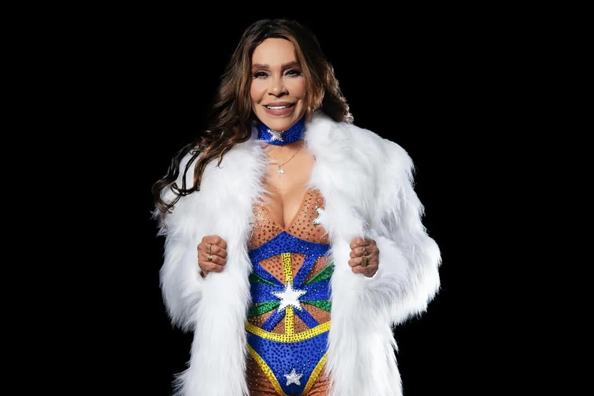 Silvânia Aquino cantora do Calcinha Preta